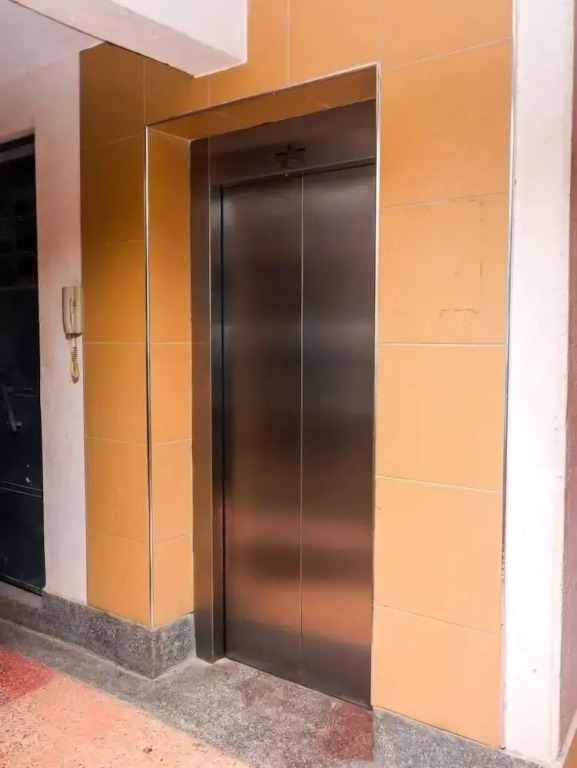 Lux Suites Wilben Apartments South B