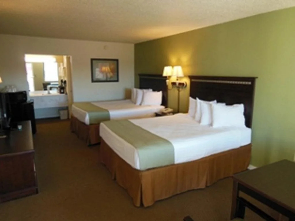 Motel 6 Abbeville, AL