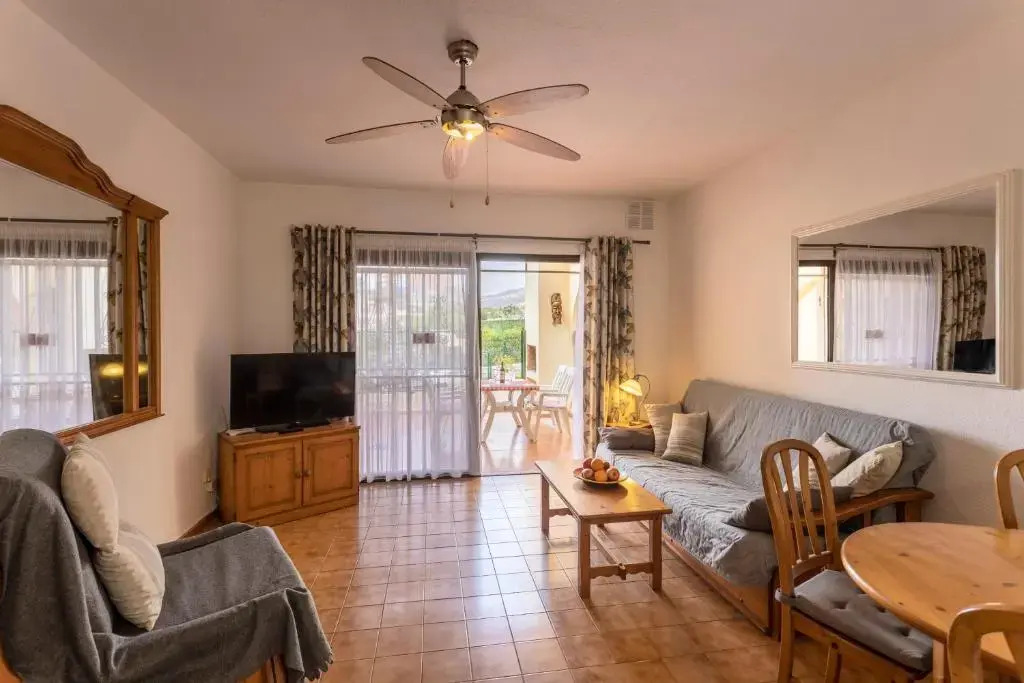 1 bedroom ground floor apartment