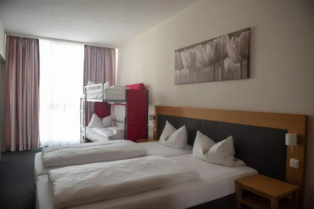 1A Business Hotel