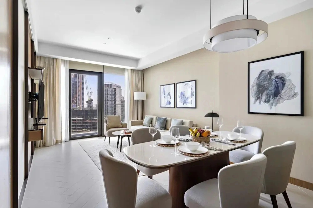 2BR Steps to Burj Khalifa Dubai Mall