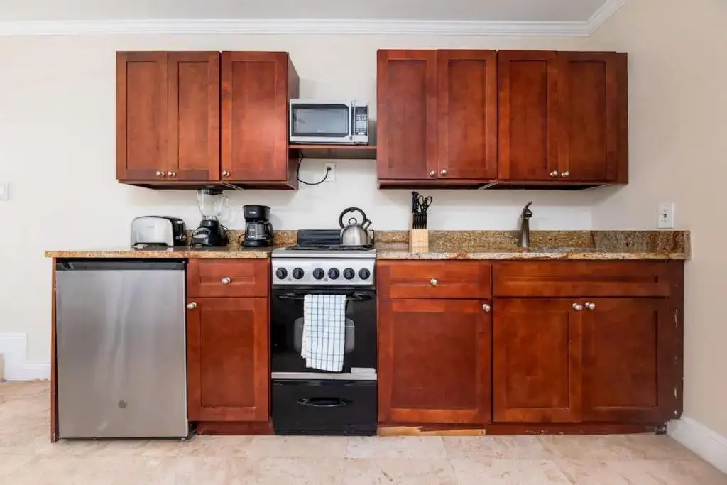 Central Fort Lauderdale Beach With Free Parking 2