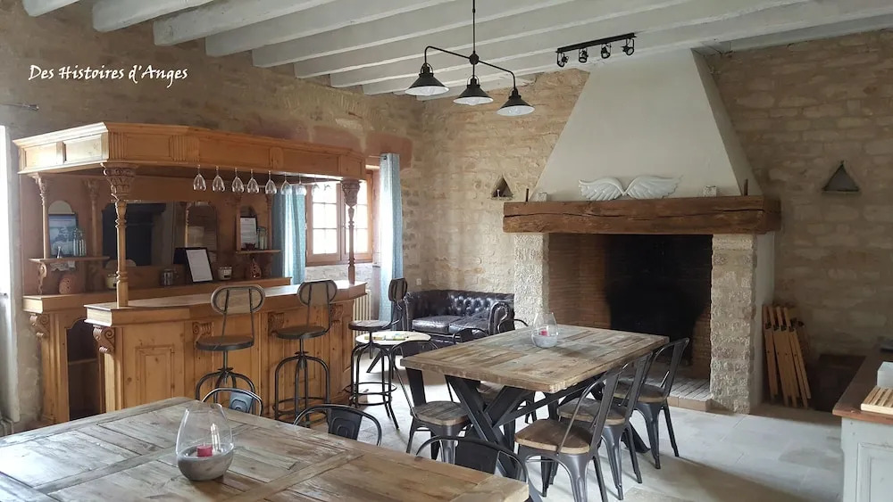 B&B Des Histoires dAnges - Côté Jardin - Accueil Vélo
