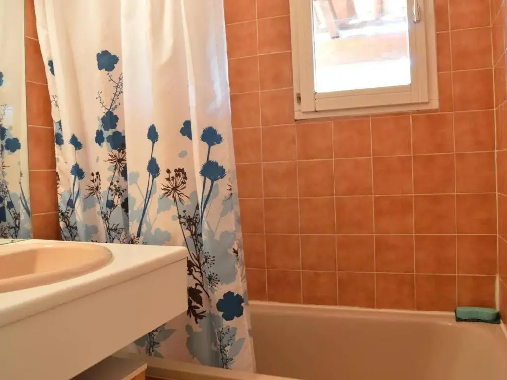 Appartement Saint-Aygulf, 2 pièces, 4 personnes - FR-1-226A-87
