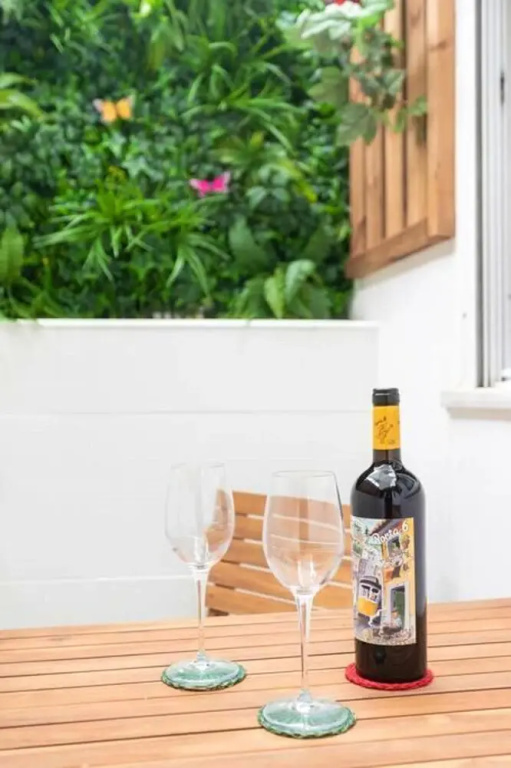 Apartment with 2 Bedrooms in Lisboa, with Wonderful City View, Furnished Terrace And Wifi - 30 Km From the Beach