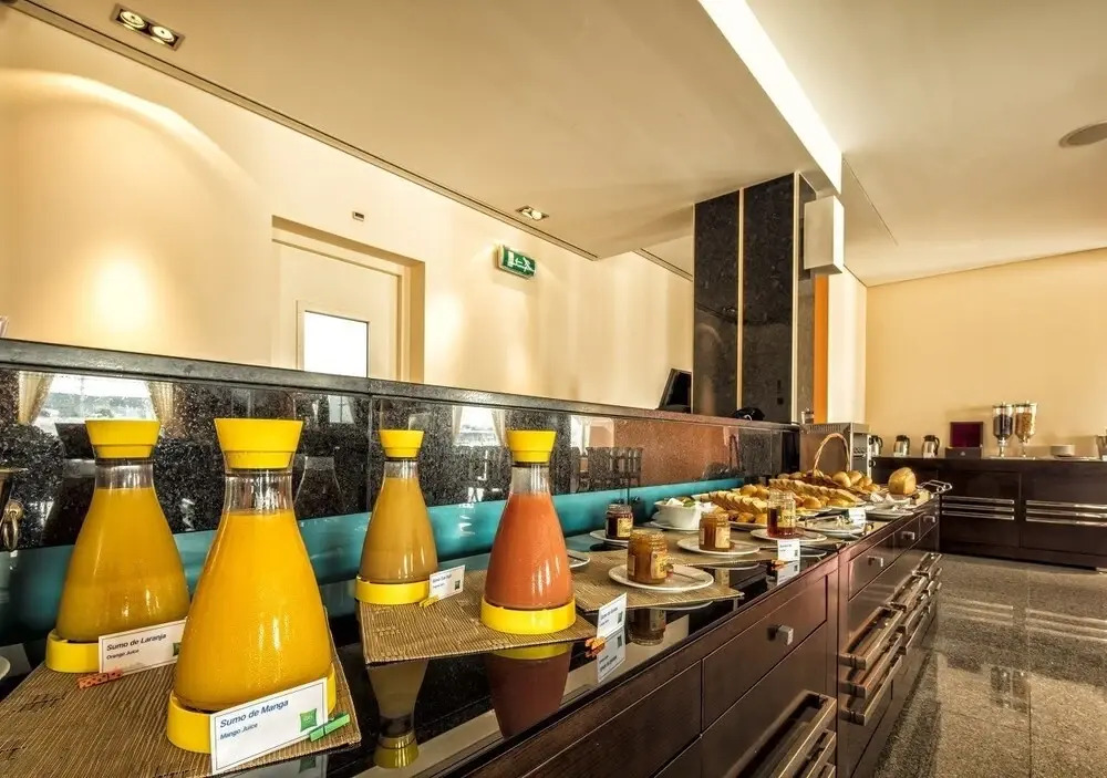 iu Hotel Huambo