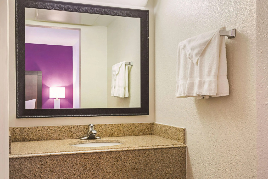 Wingate by Wyndham Galveston Beachfront at the Seawall