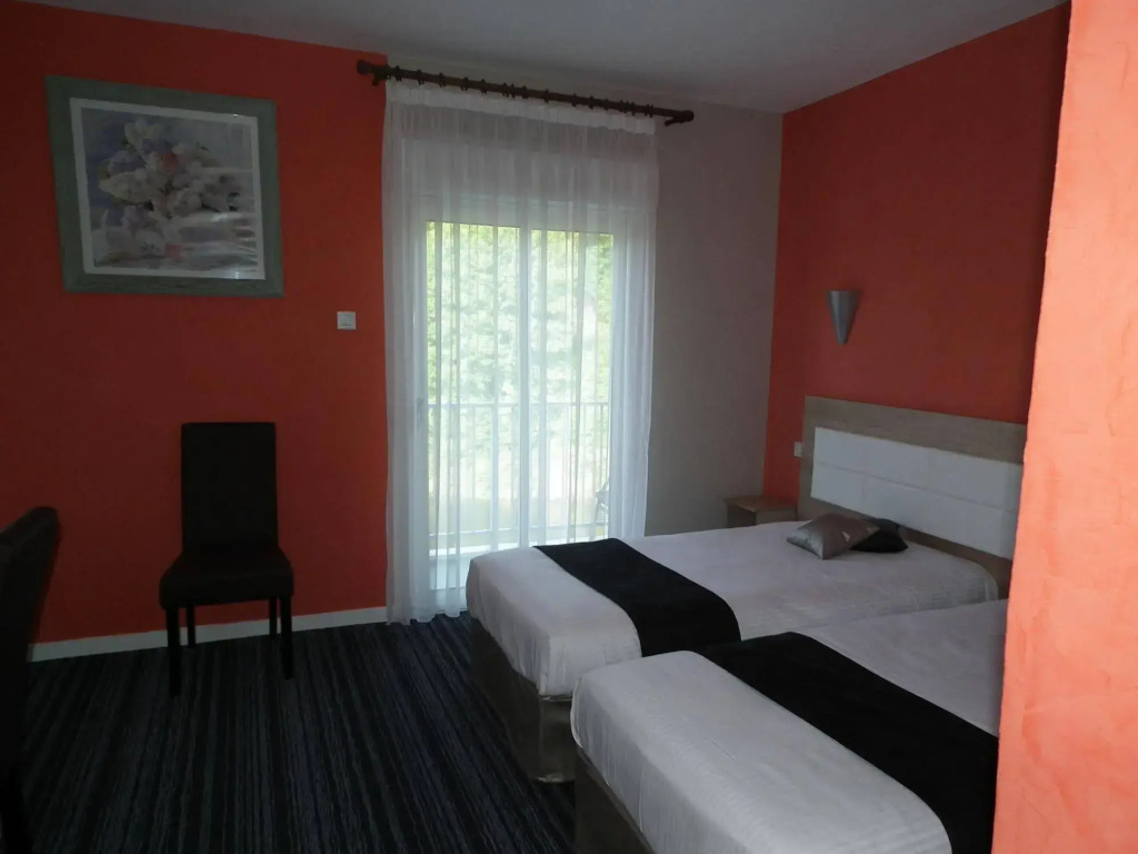 Contact Hotel Le Moulin Neuf Chantonnay