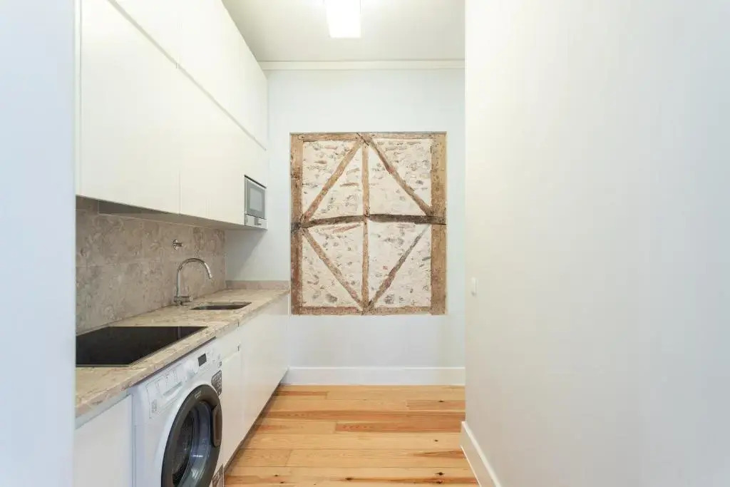 Baixa Cozy 2BR with AC - by LU Holidays