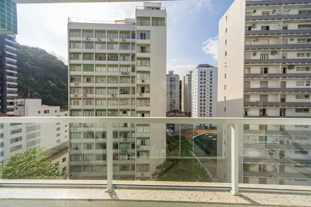 Apto com 2 Vagas e Churrasqueira a 200m da Praia