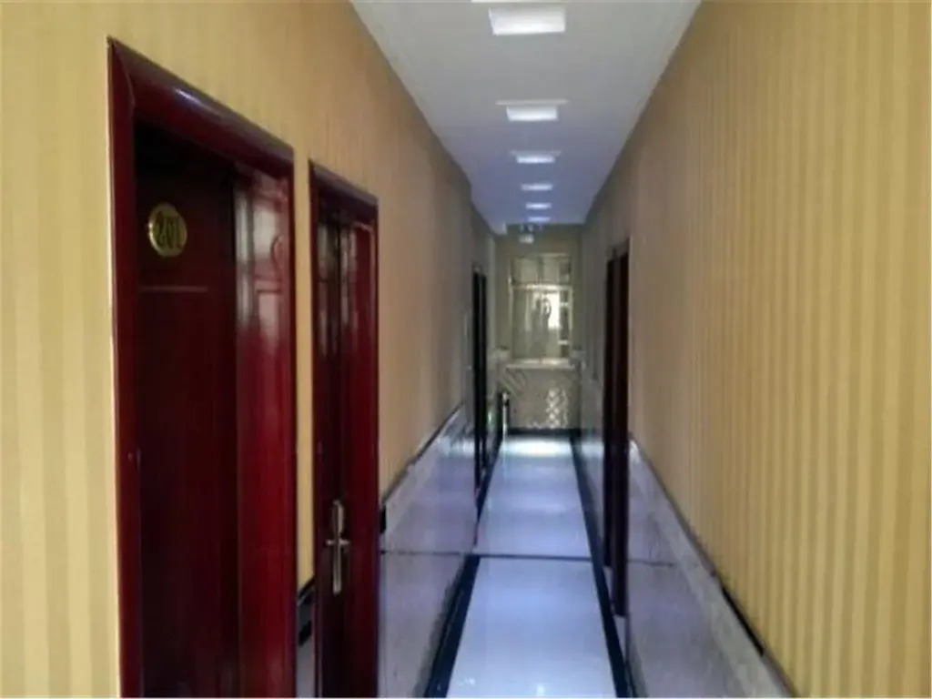 1818 Business Hotel