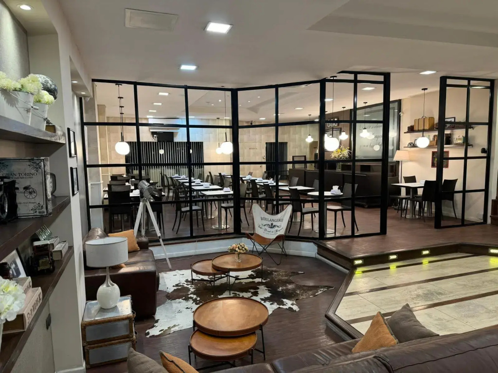 Hotel Alvear