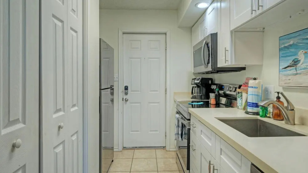 Beach Access + Ocean View, 2 Pools, Sports Court Seaside Escape by Avantstay