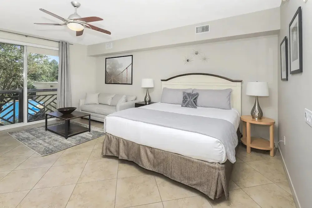 Bahia 4215 - Second Floor - Studio - Sleeps 4