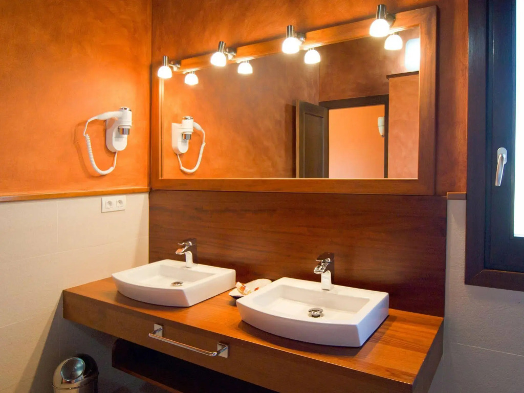 Casa de 7 suites y vistas 360. Les Feixes Llargues