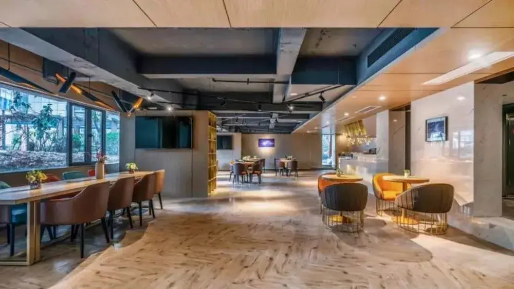 Vyluk Hotel Chongqing Light Rail Station