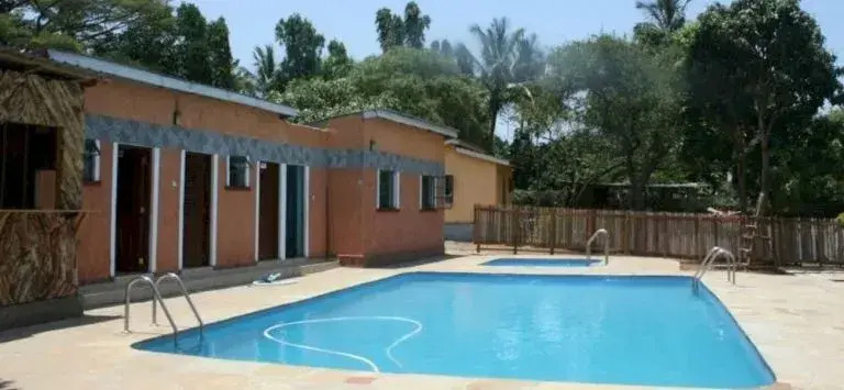 Parkview Safari Hotel and Apartments