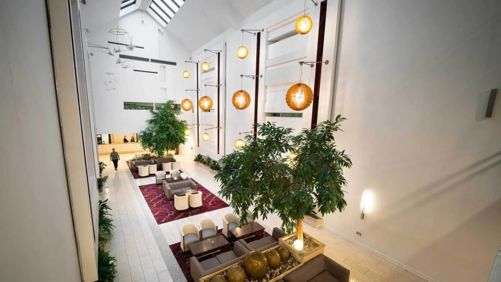 Cavan Crystal Hotel