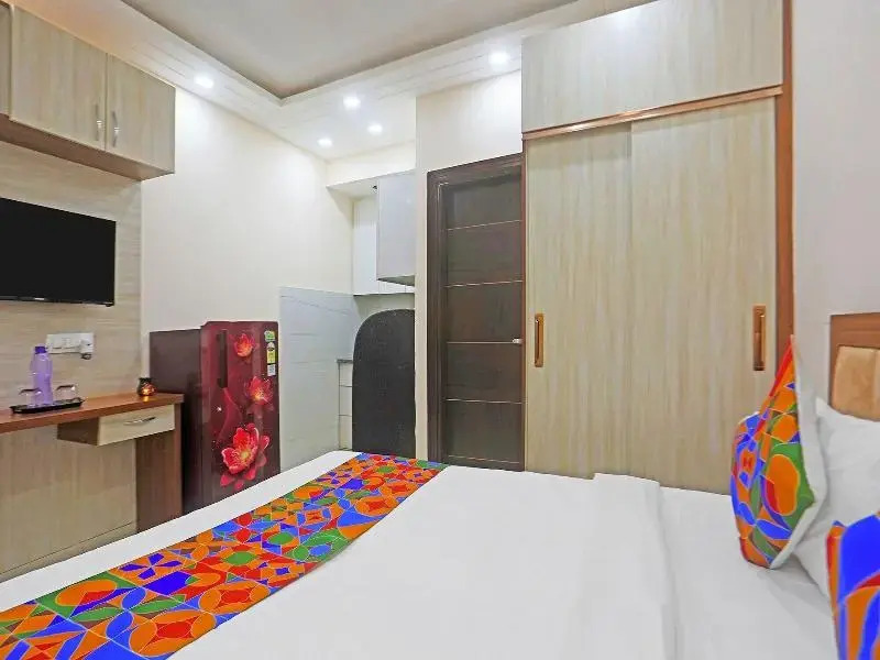 FabHotel The Hide Away