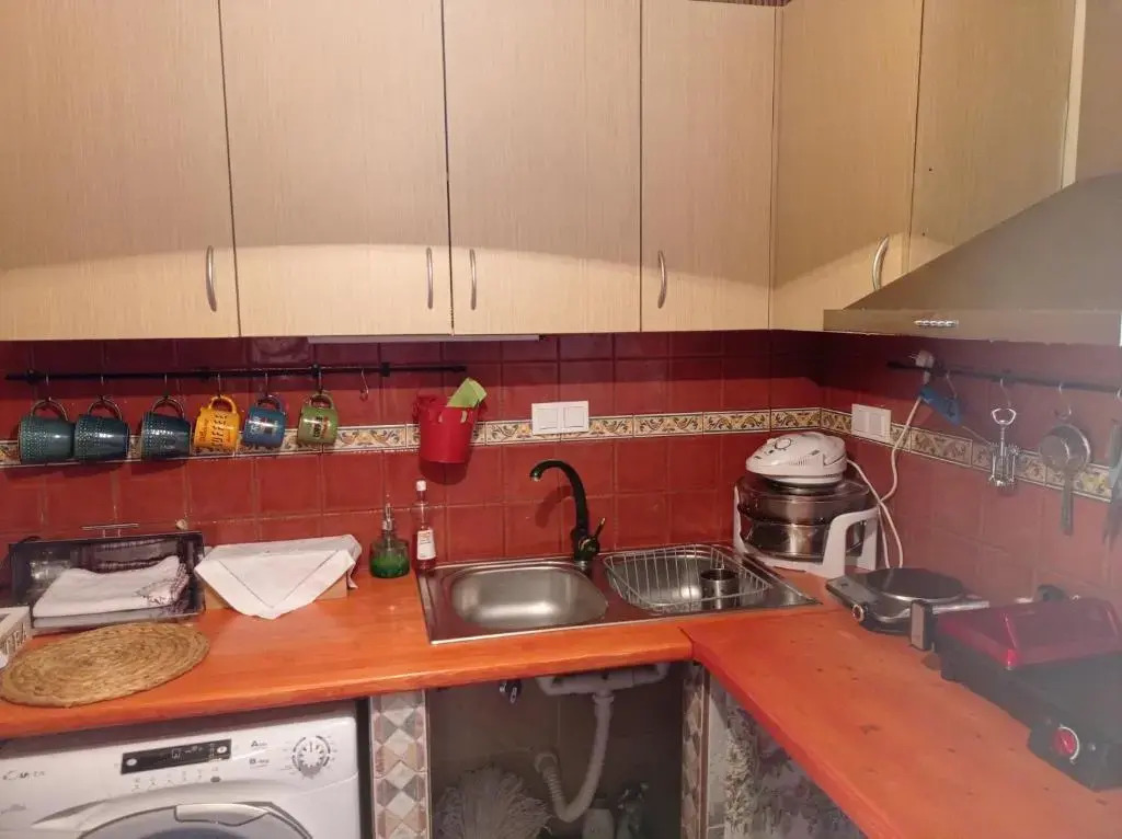 Cozy Apartment Alexandros near Aqueduct (Kamares)