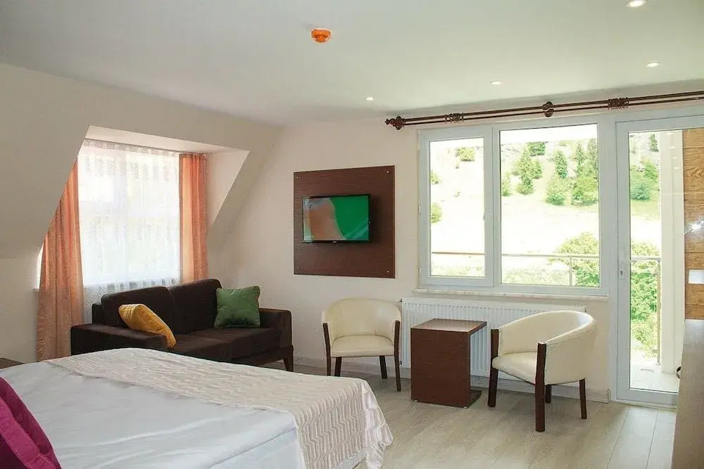 Hotel Green Valley Savsat