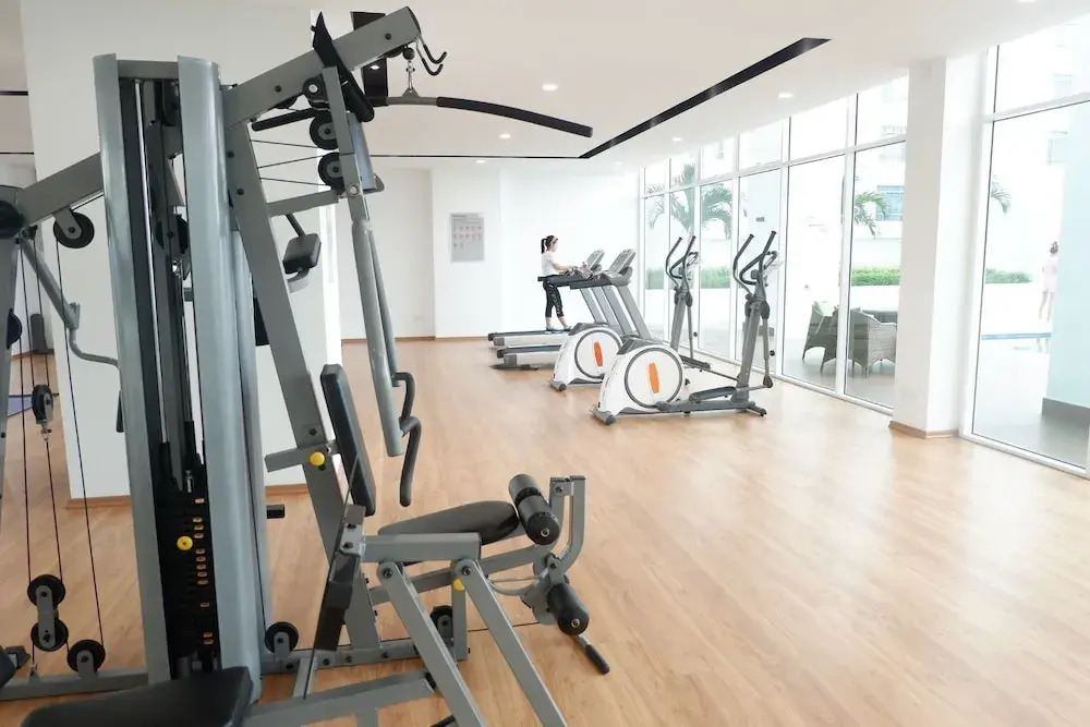 Pinnacle Tower Apartment Stay by Feel Suites