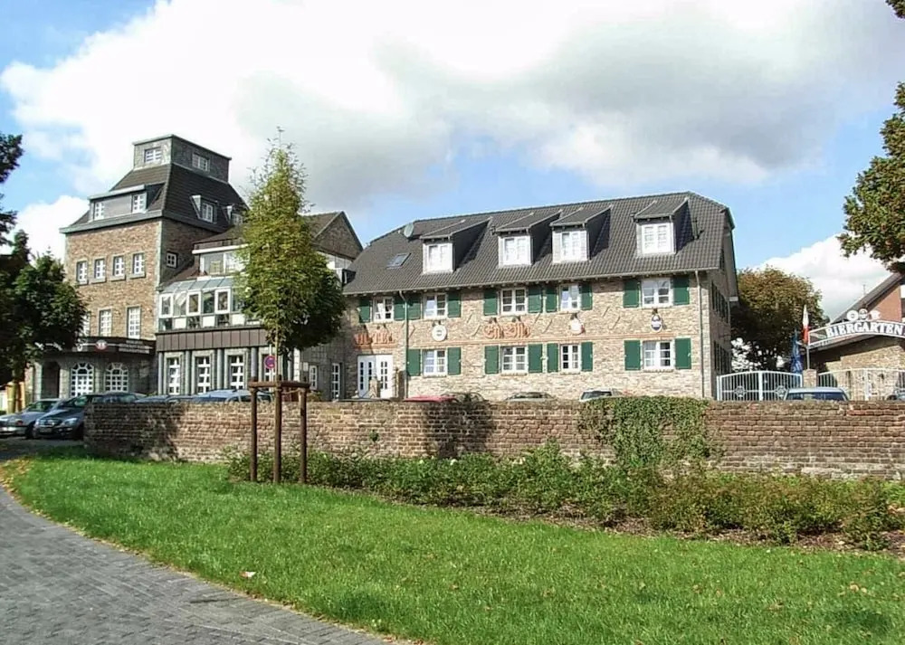 Vintage Hotel Köln Pulheim - Kostenlose Parkplätze