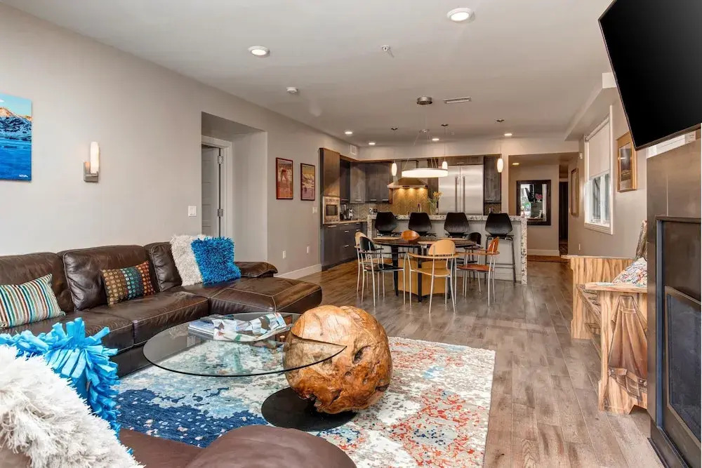 820 Park Ave #204 by Park City Lodging