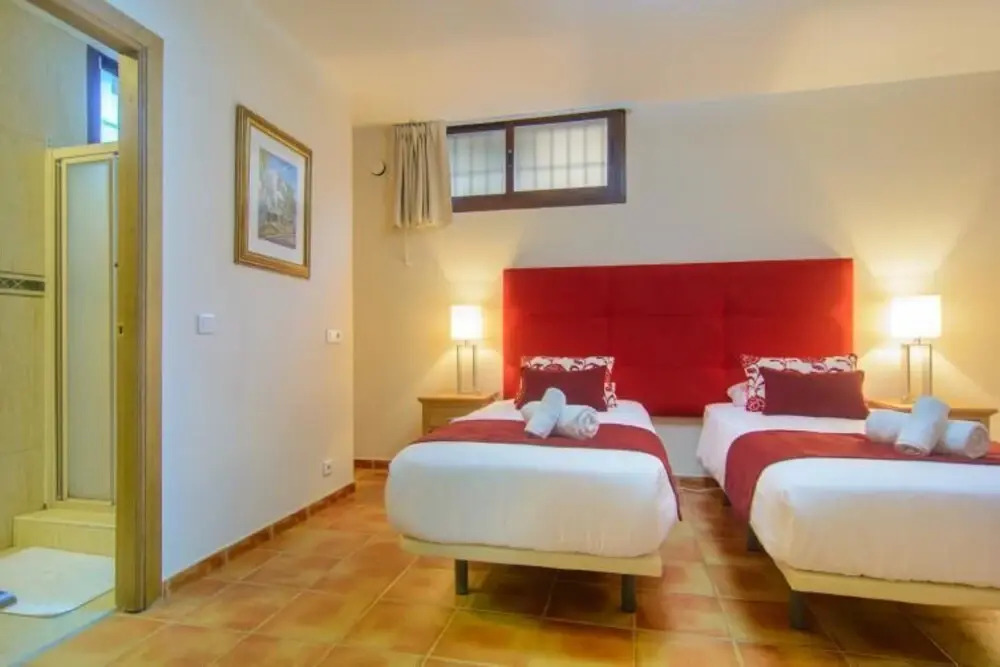 Twelve guest 6bedrooms Villa Montecarlo
