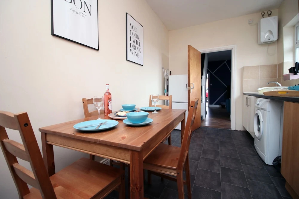 Karah Suites - Church Road II