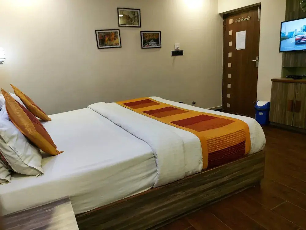 Shaleen Elegance Homestay Near Nakki Lake