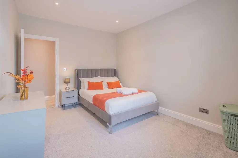 Stunning 3 Bedroom House-tottenham Stadium-parking