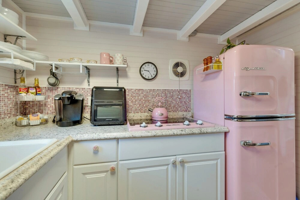 Adorable Tiny Home w/ Mtn Views in Woodland Park