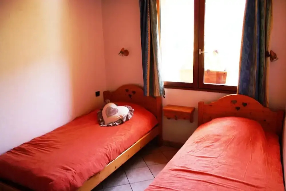 Chalet LES Ancolies - Primevere : 4 Pièces 6 Personnes / 4 Rooms 6 People