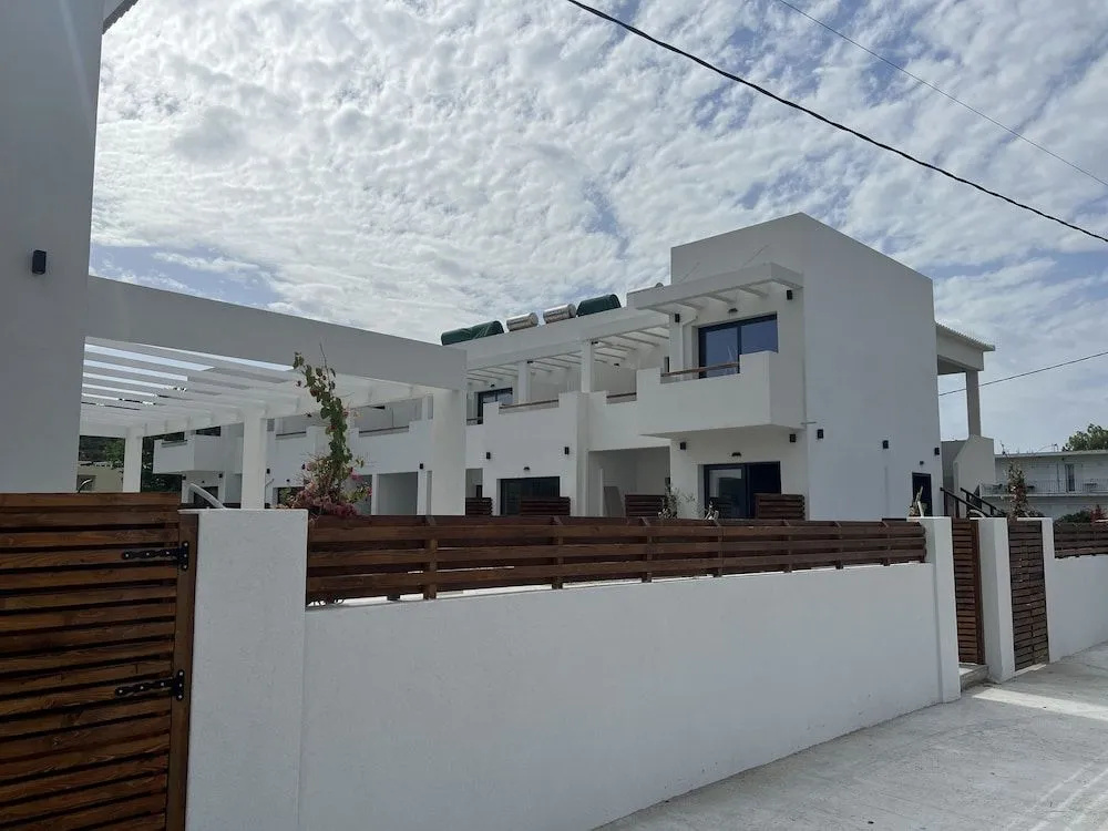Κimiro Hotel Tsilivi