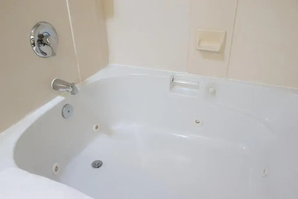 Holiday Inn Express Hotels & Suites Burlington by IHG
