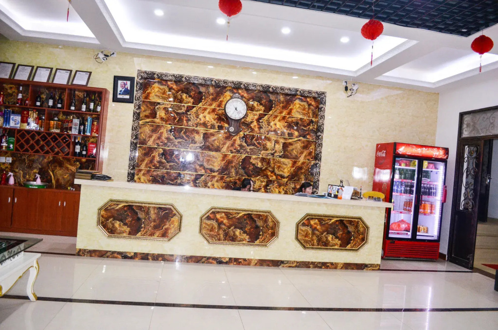 Chinese Business Hotel