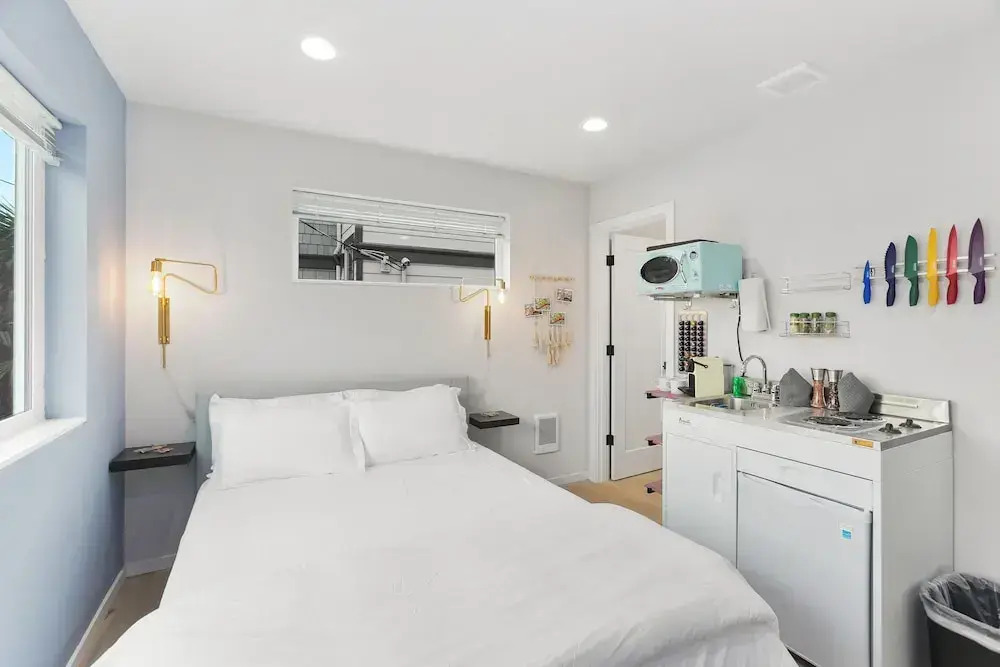 Ballard's sweet suites