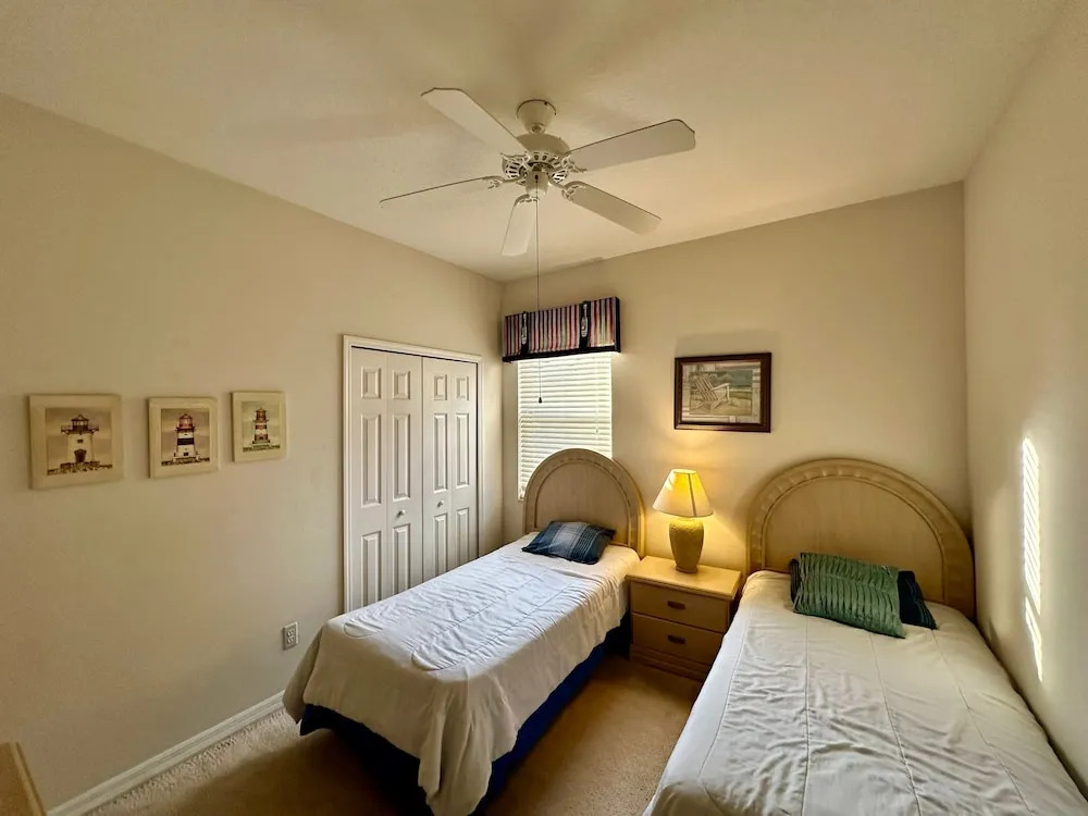 Grand Fabulous 4BR Pool Home Near Disney