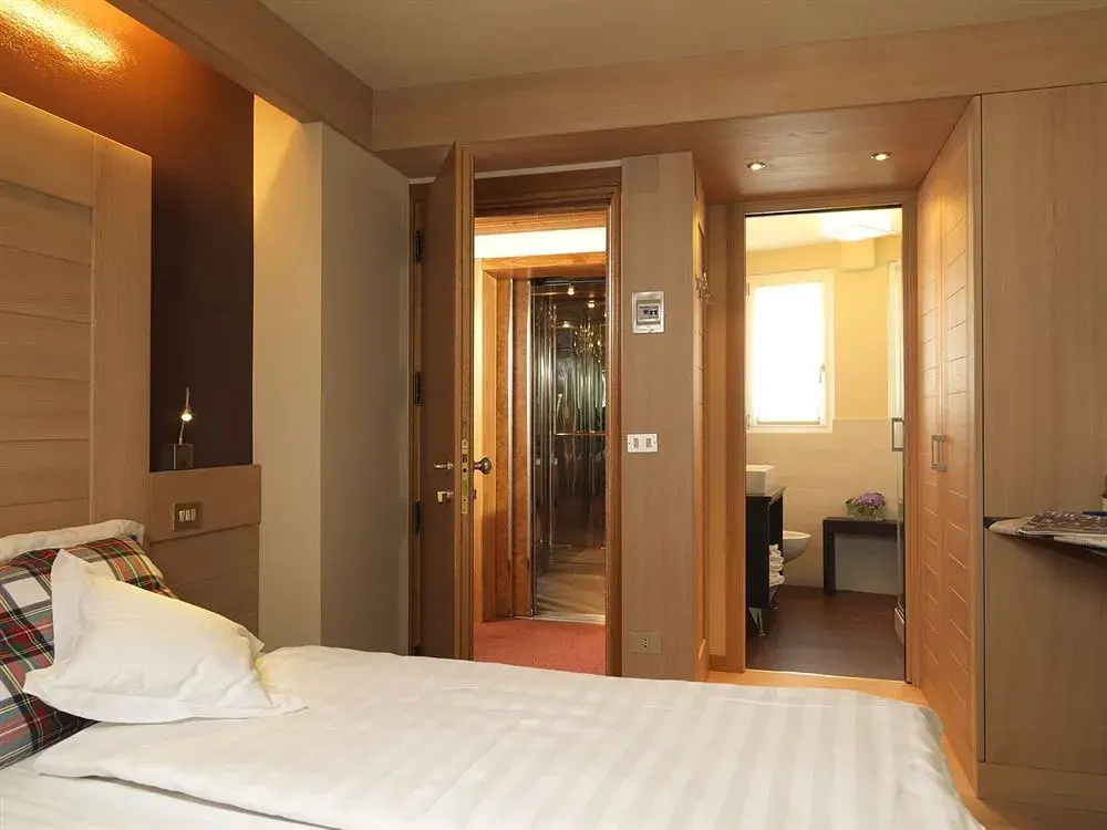 Albergo Miralago