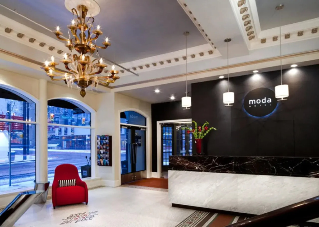 Moda Hotel