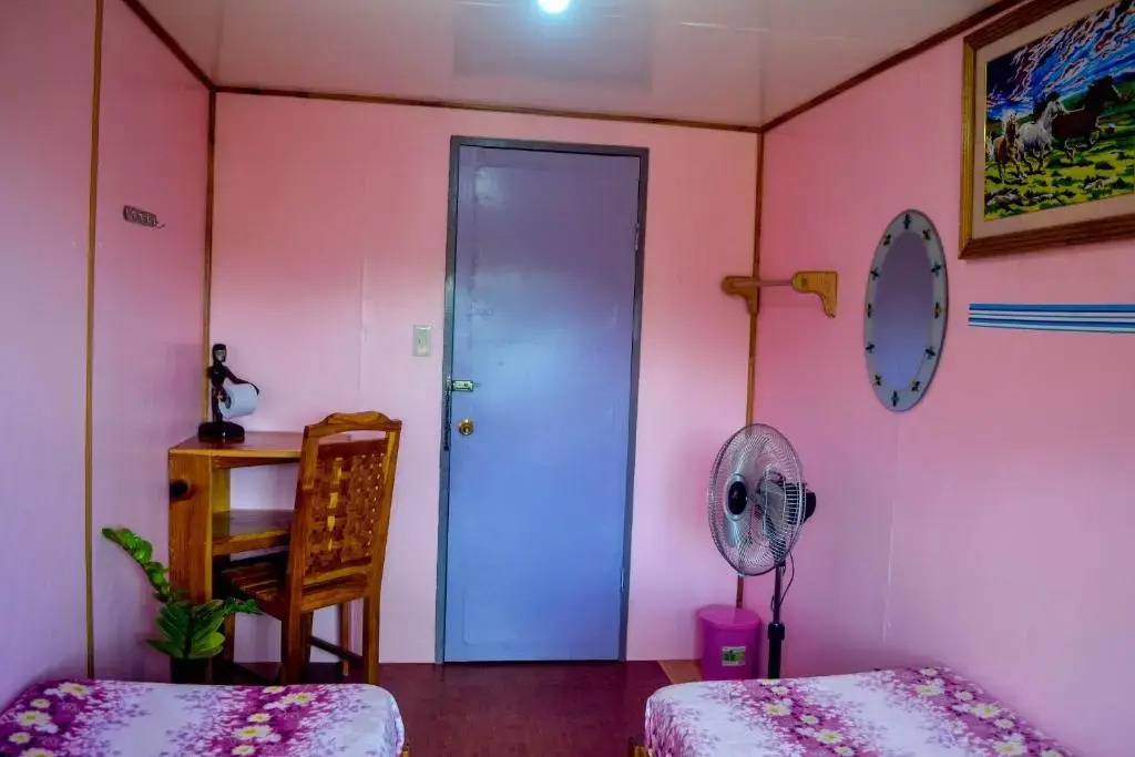 BANAUE EVERGREEN HOSTEL AND RESTAURANT