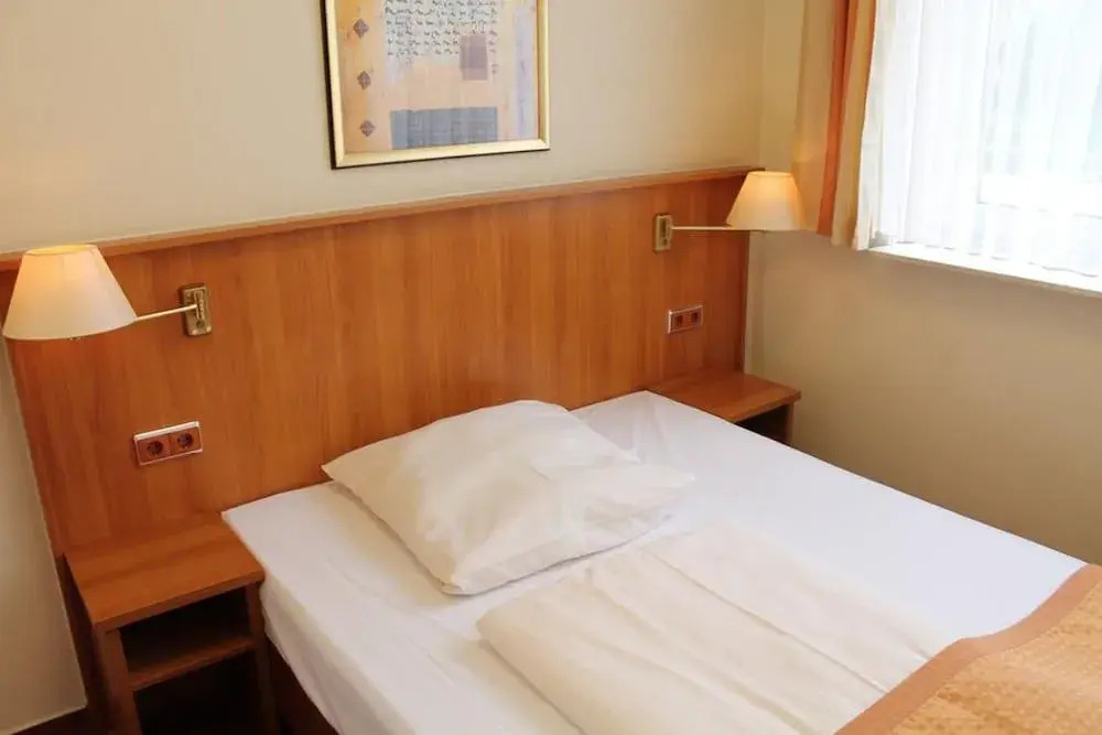Traveller Hotel