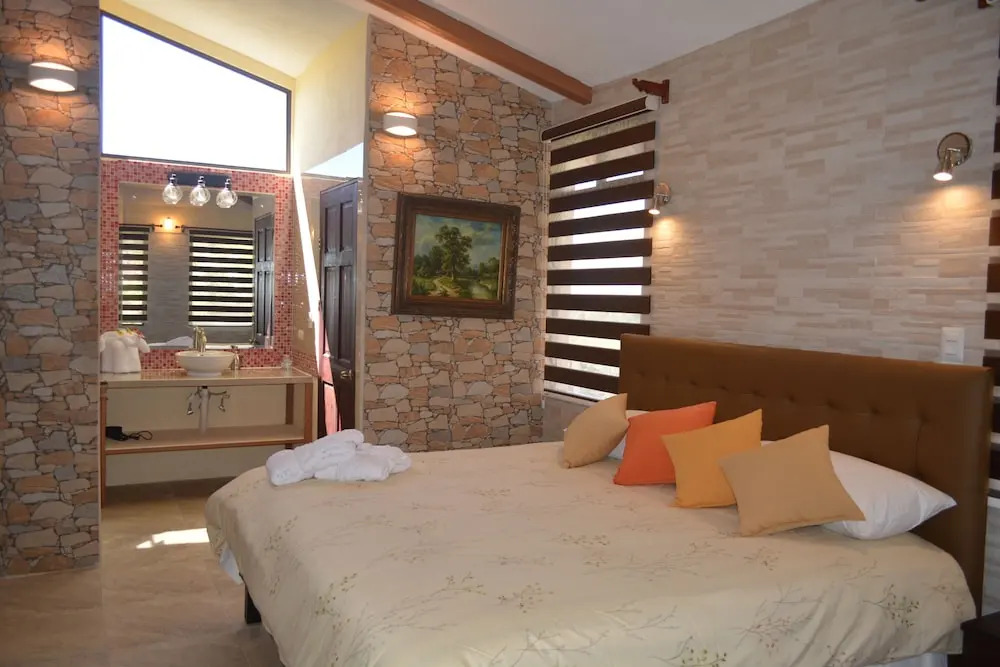 Finca Paraiso Mountain Retreat near San Jose Airport