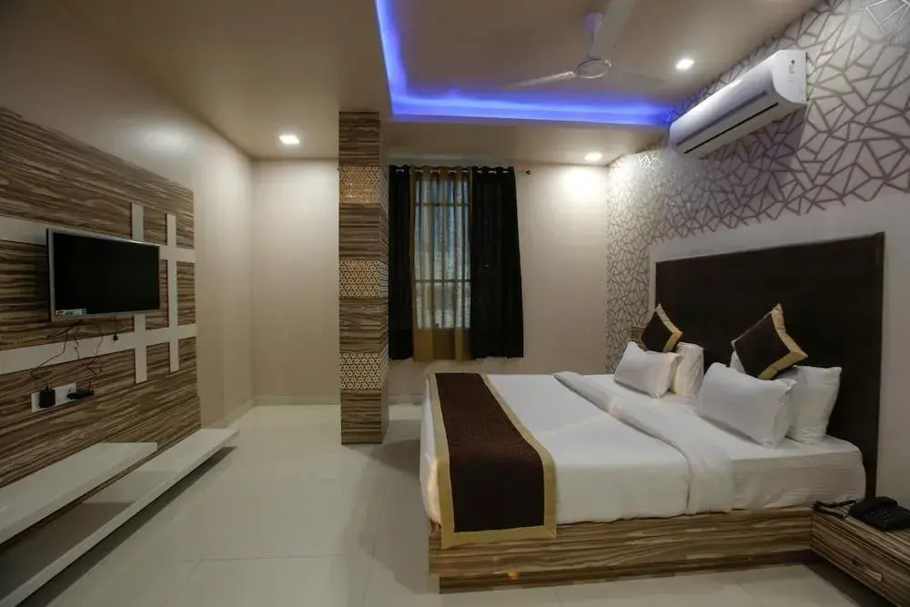 Hotel Krish Palace