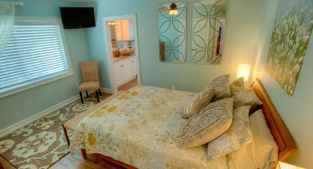 The Blue Horizon Apartment 9