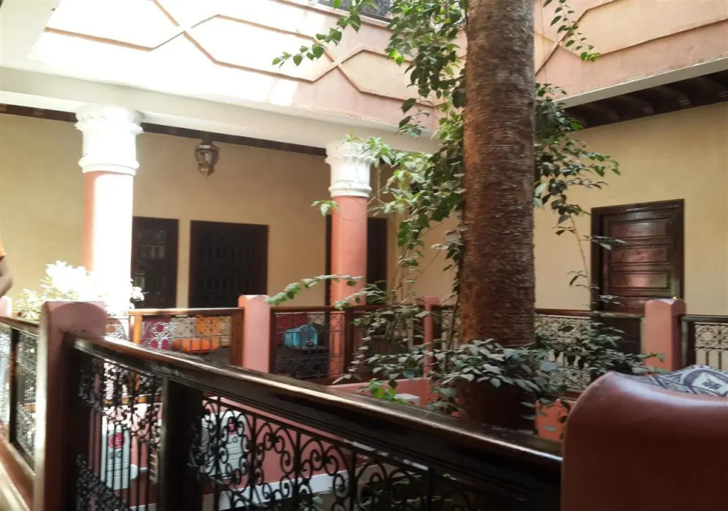 Hotel Cecil