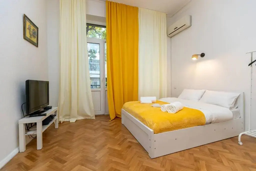 Wehost Apartment in a prestigious area