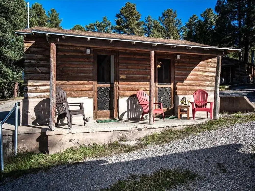 Apache Village 3, Queen Bed, Midtown, Sleeps 2
