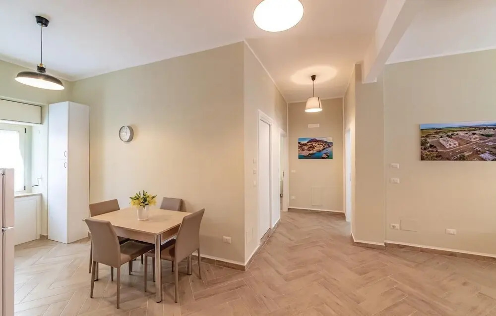 Beautiful Apartment in Salerno With 2 Bedrooms and Wifi